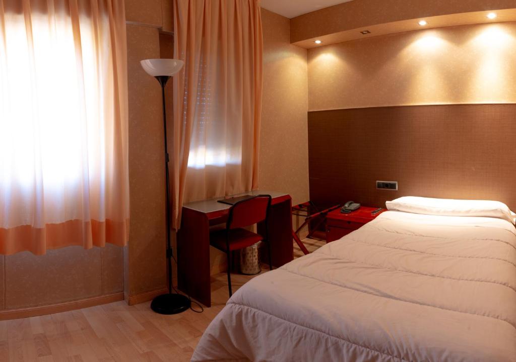 Hotel Villa de Barajas - Resim 20