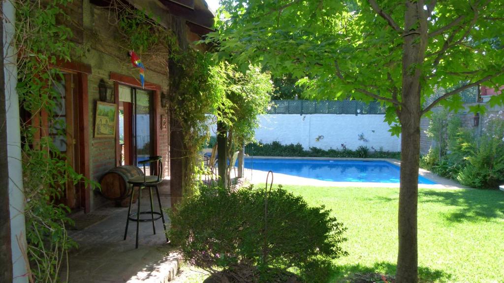 A piscina em ou perto de Hostal Cepa Noble