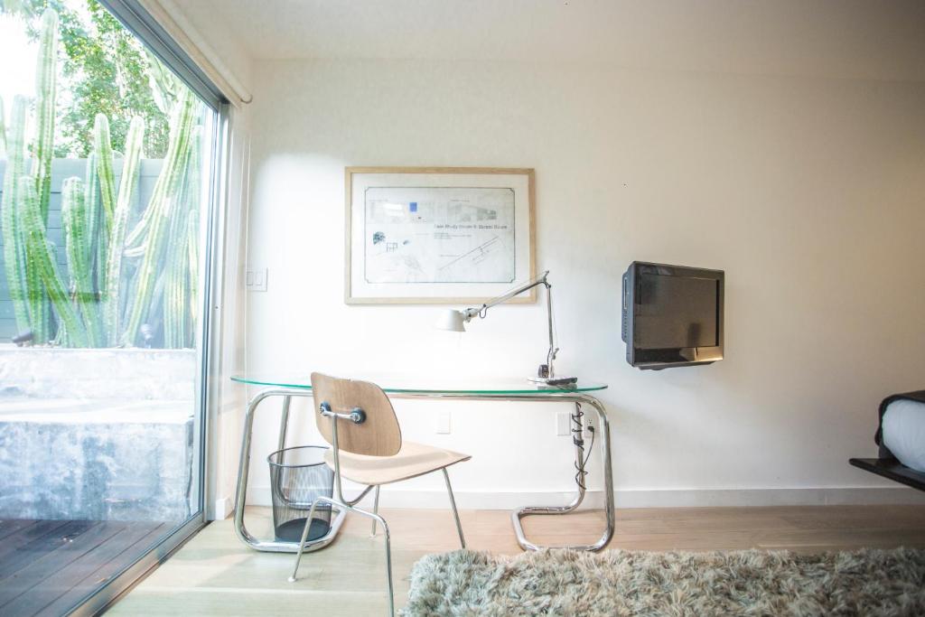 Venice Place - One-Bedroom House