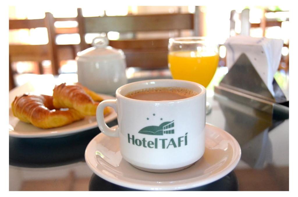 Hommikusöögi valikud saadaval majutusasutuse Hotel Tafí külastajatele
