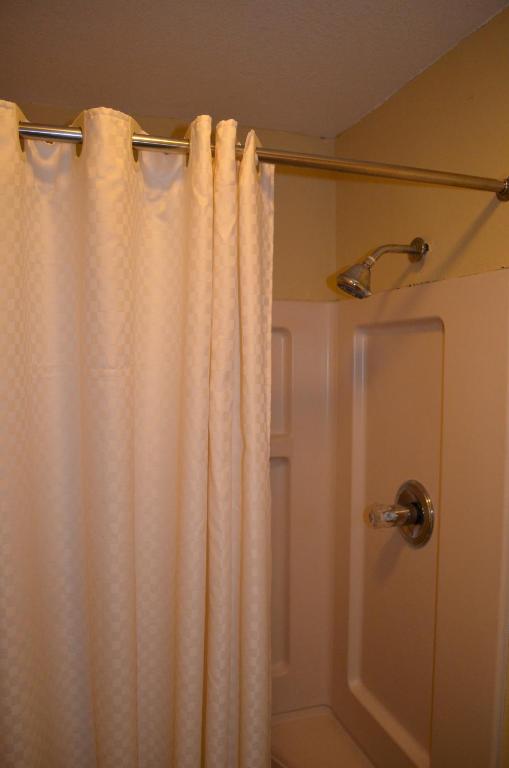 Economy Inn New Orleans - Kingkamer