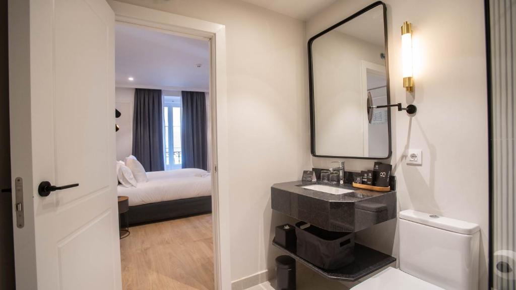 Kúpeľňa v ubytovaní Soho Boutique Opera