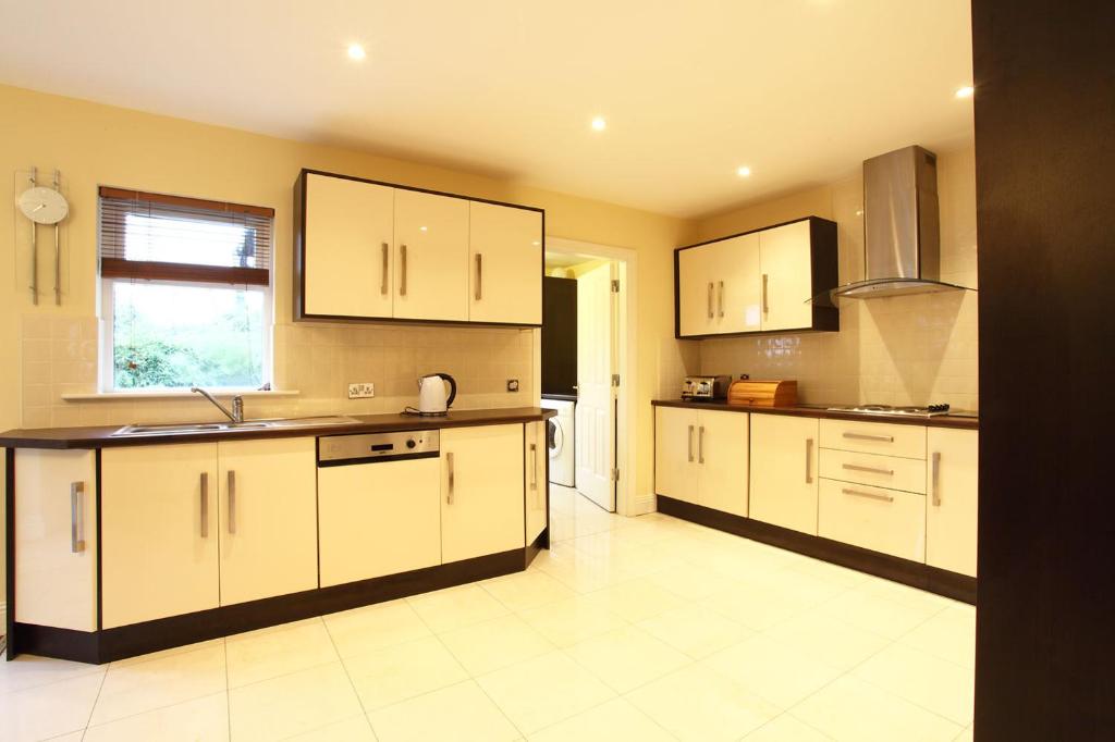 Ardmullen Walnut 3 Bed Holiday Home