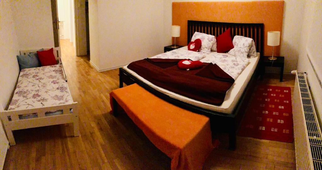 Postel nebo postele na pokoji v ubytování Ferienhaus am See