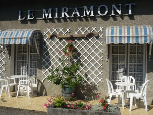 Restaurace v ubytování Le Miramont