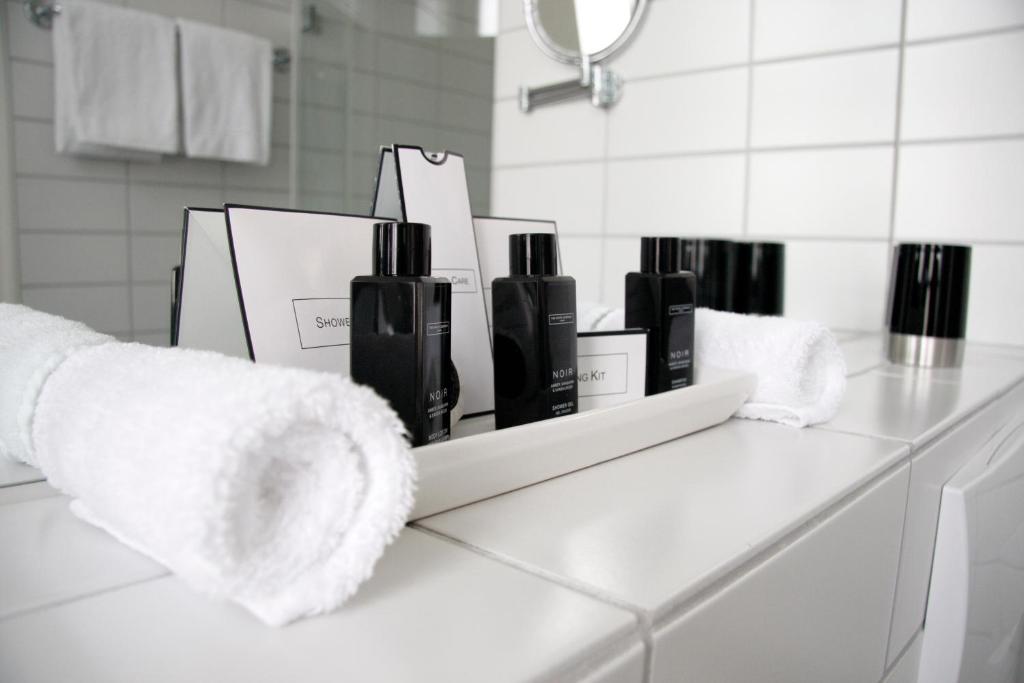 Gast - und Kulturhaus Der Teufelhof Basel - Resim 45