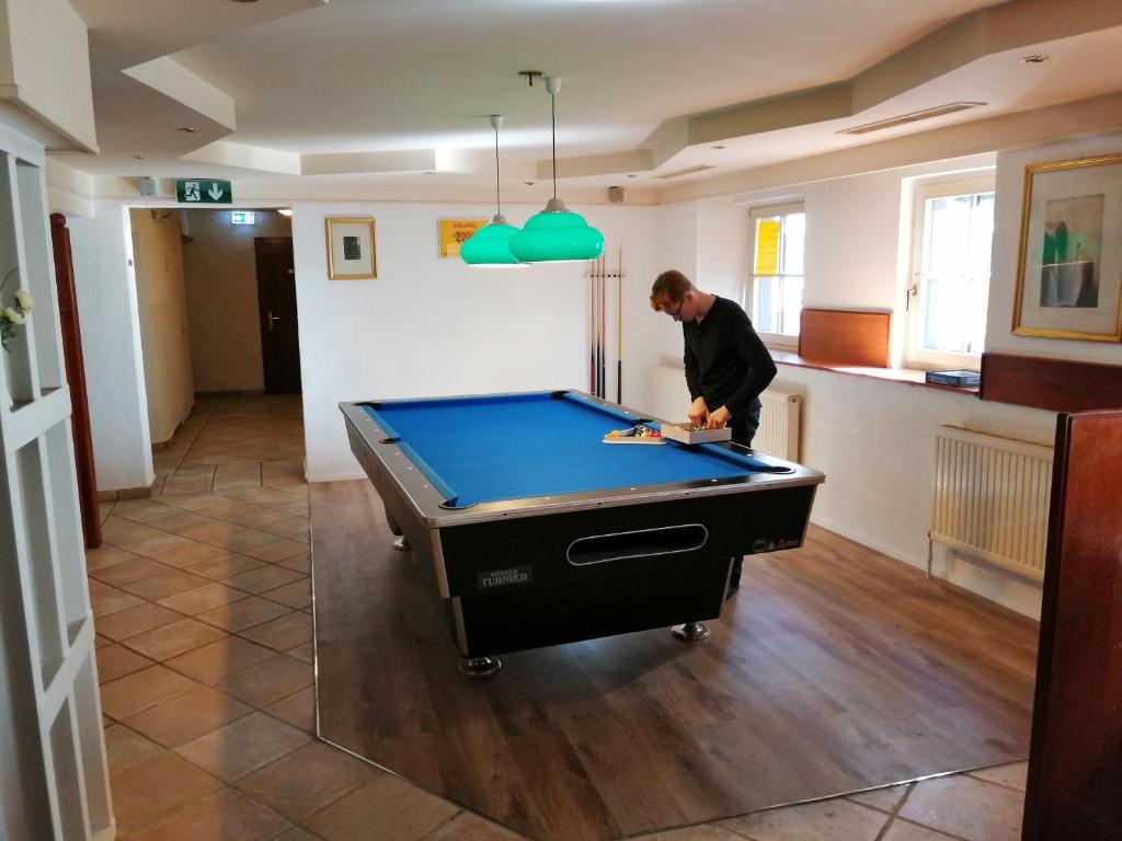 Piljardilaud majutusasutuses Hostel Bad Goisern