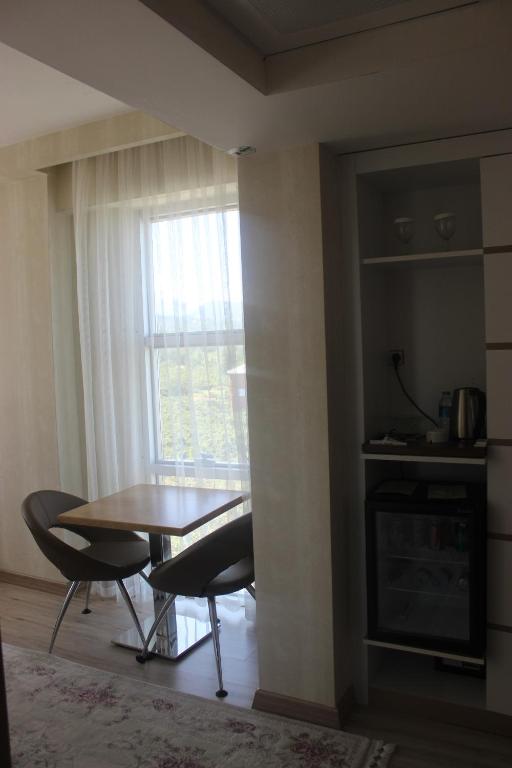 Bal Hotel