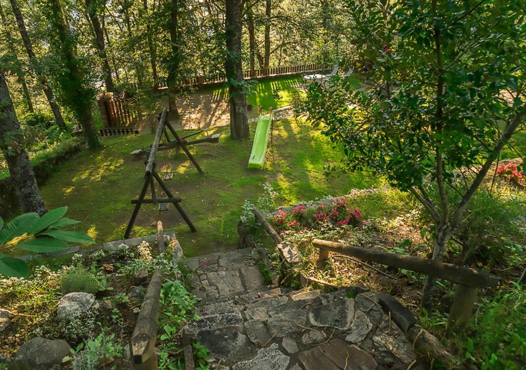 Zahrada ubytování Cabañas de Madera Sanabria