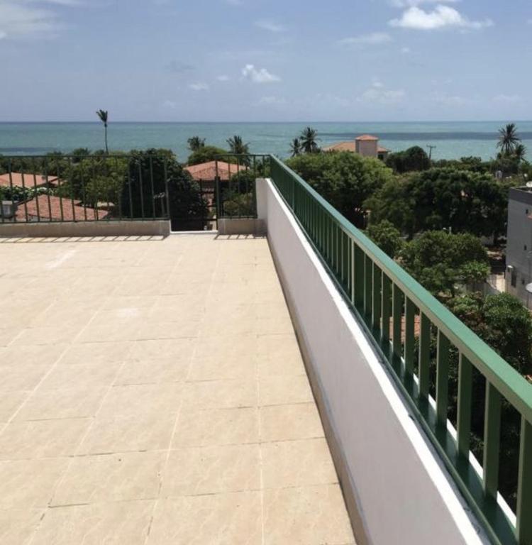  Cobertura Vista Ampla para o Mar