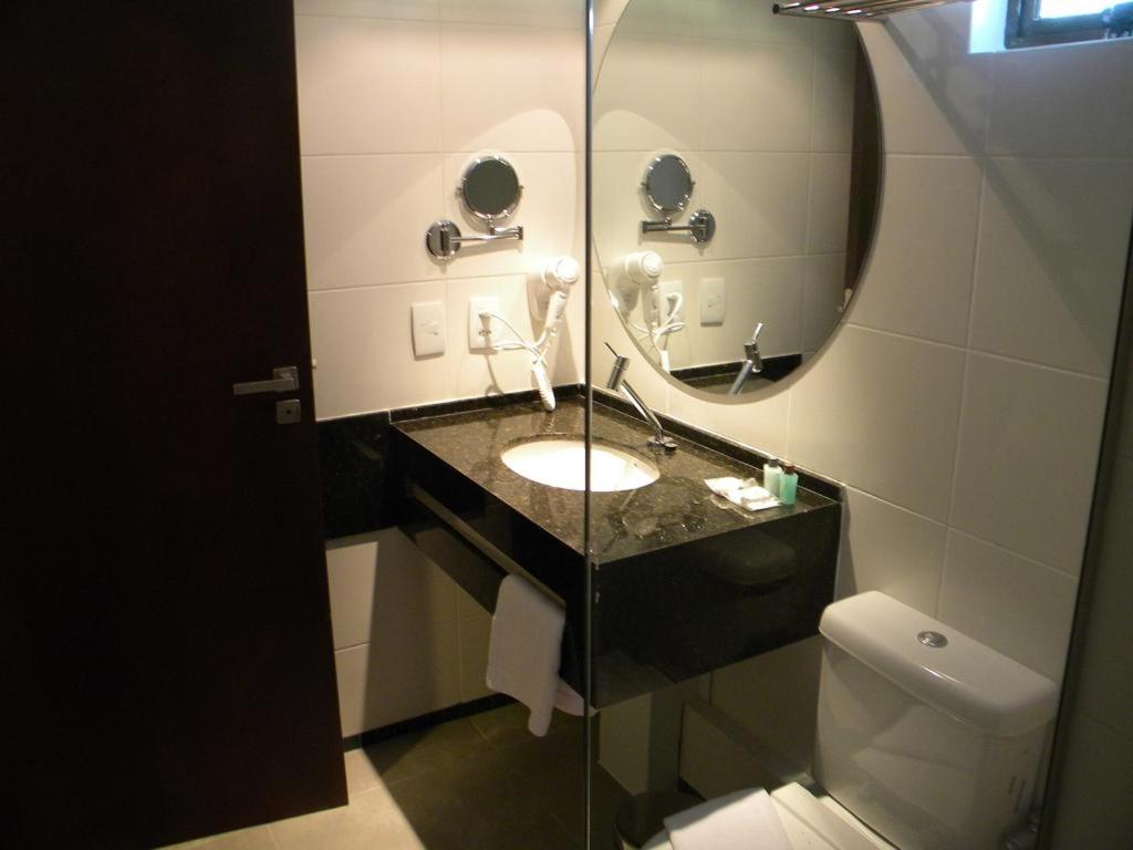  Ritz Suites Lifestyle