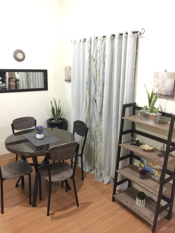 Fotografie z fotogalerie ubytování ESTILO APARTMENT 2-storey v destinaci Loculan