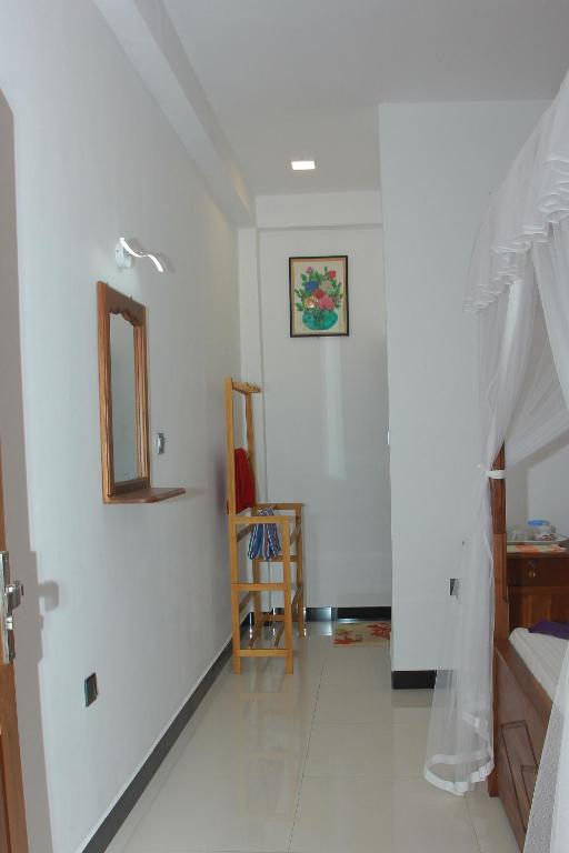 Maduranga n Guest - 7