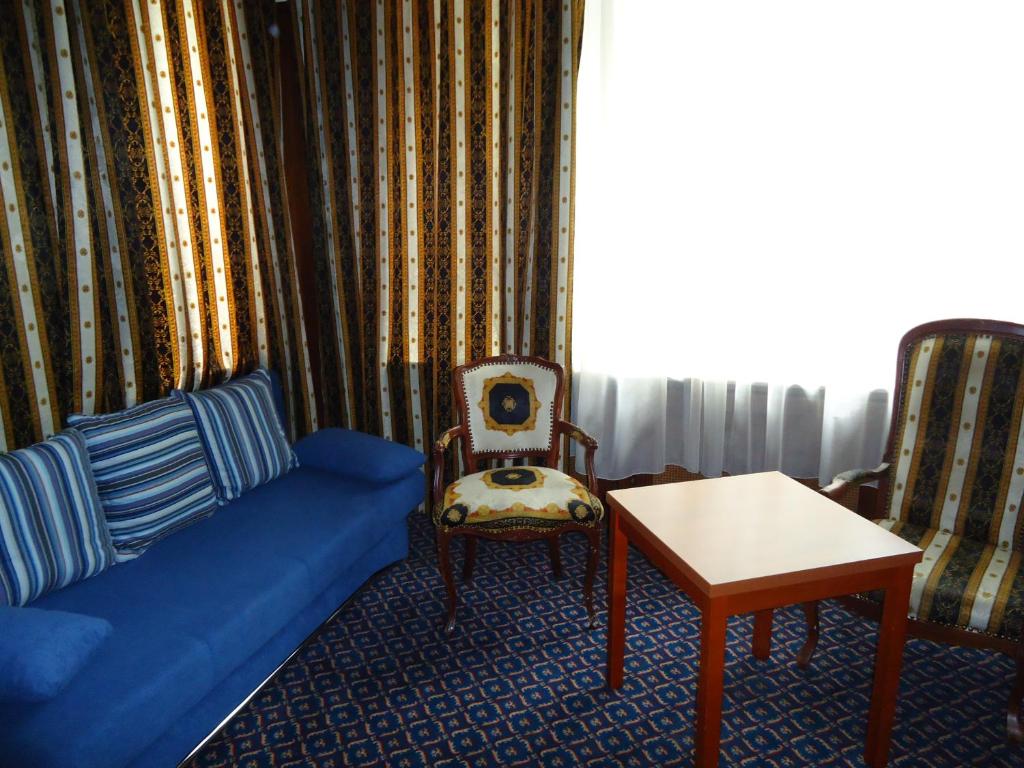 City Hotel am Kurfürstendamm - Standard Triple Room