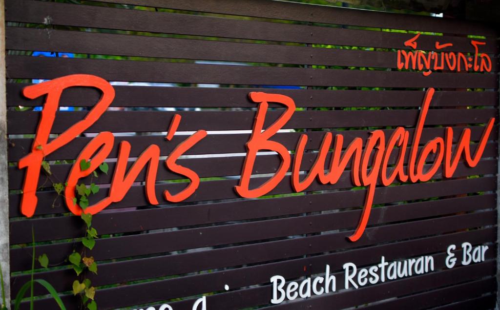 Ein Zertifikat, Auszeichnung, Logo oder anderes Dokument, das in der Unterkunft Pen's Bungalow Koh Phangan ausgestellt ist