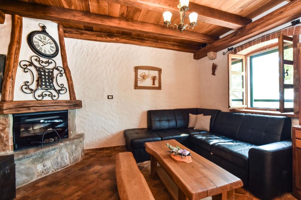 Posedenie v ubytovaní Villa Golubinka