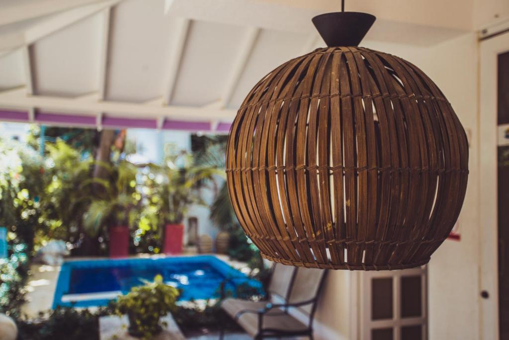 Bazén v ubytování Summer House Inn San Andres nebo v jeho okolí