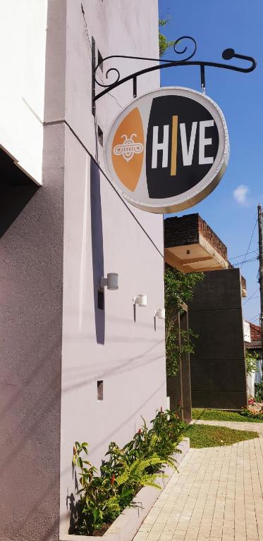 Certifikát, hodnocení, plakát nebo jiný dokument vystavený v ubytování Hive 68 - Hotel and Resorts (Negombo)