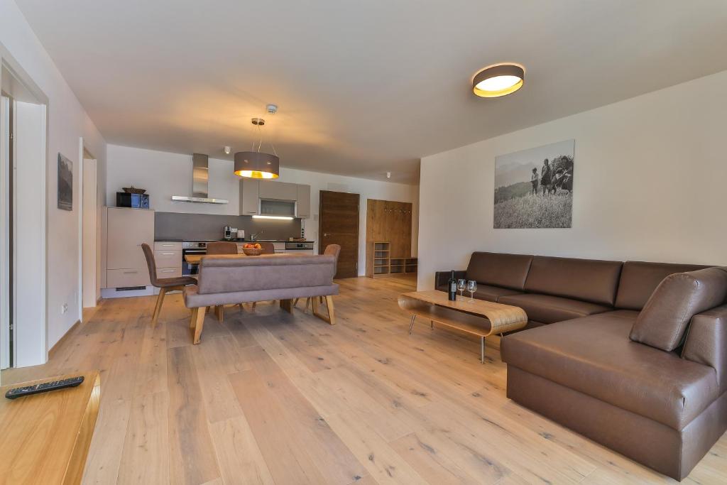 Lake Resort Pressegger See - 3