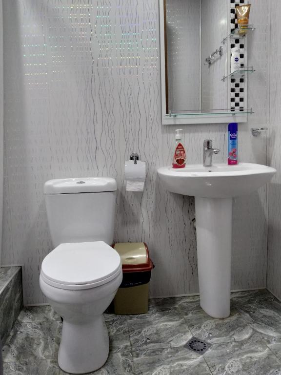 Koupelna v ubytování Guesthouse Gegi