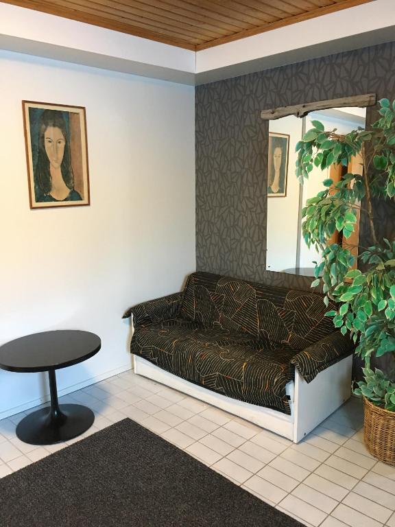 Posezení v ubytování Hotel Yöpuu