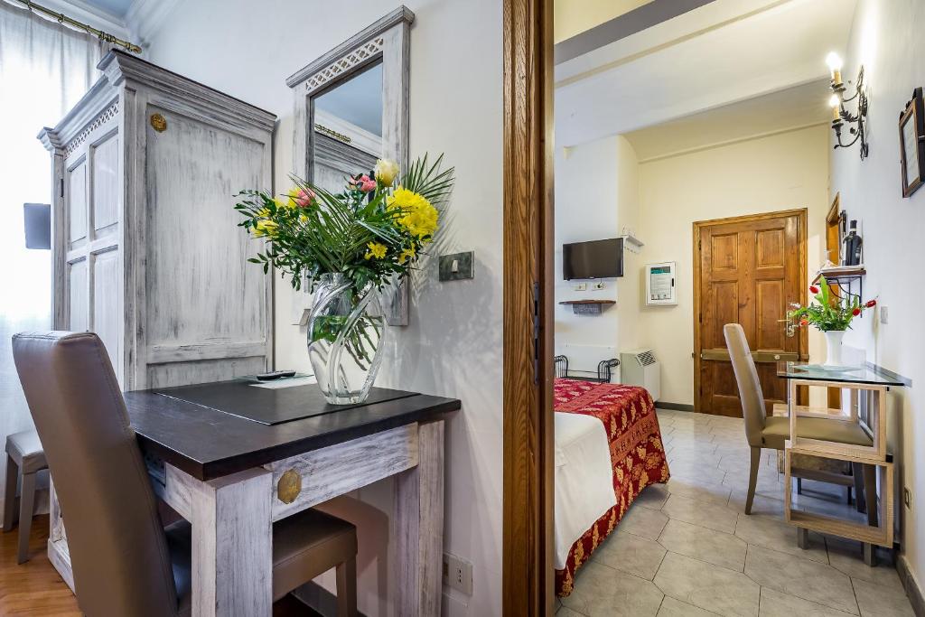 Hotel Collodi Firenze - Resim 14