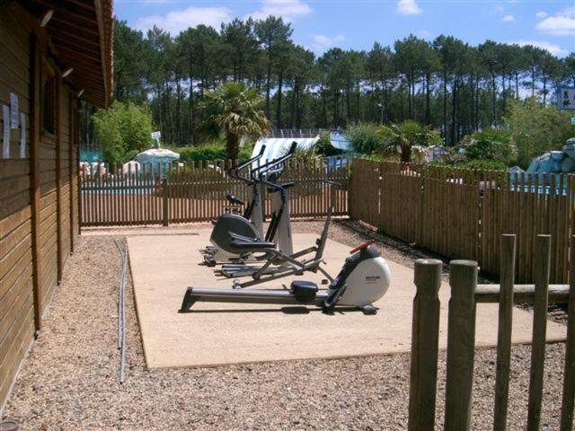 Fotografie z fotogalerie ubytování Chalet Camping Les Vignes v destinaci Lit-et-Mixe