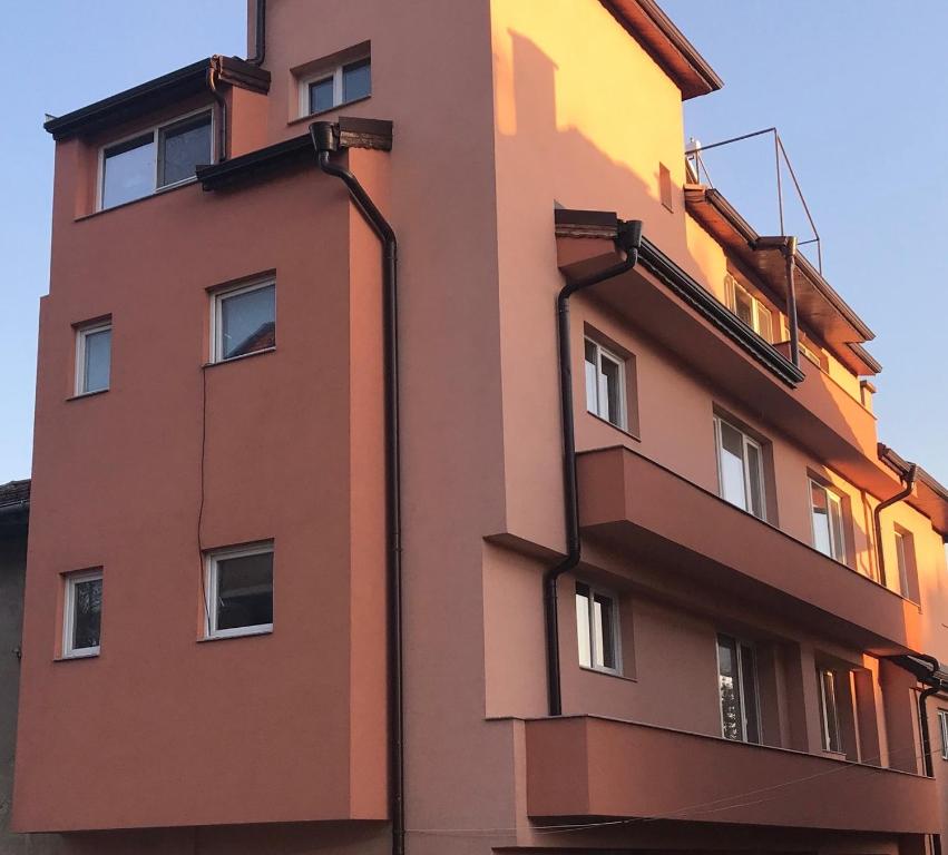 Zgradba, v kateri se nahaja apartma