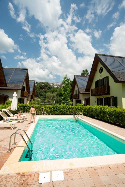 Bazén v ubytování Case Vacanza Orchidea nebo v jeho okolí