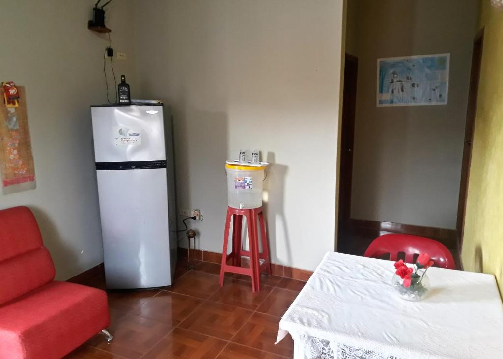Kuchyň nebo kuchyňský kout v ubytování Hostal Dorys Mar