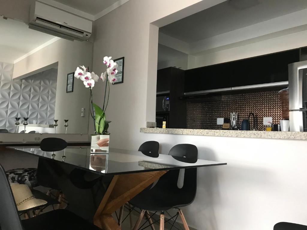  Apartamento novo bertioga