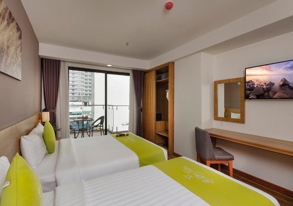 Suite Gia Đình Có Ban Công