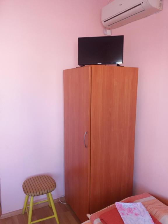 TV a/nebo společenská místnost v ubytování Stai Za Gosti Venera