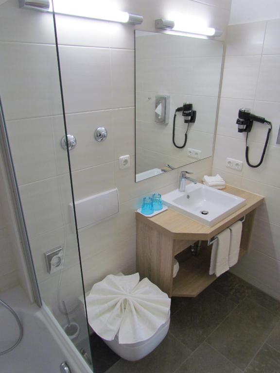 Hotel AMENITY - Superior Twin Room With Garden View