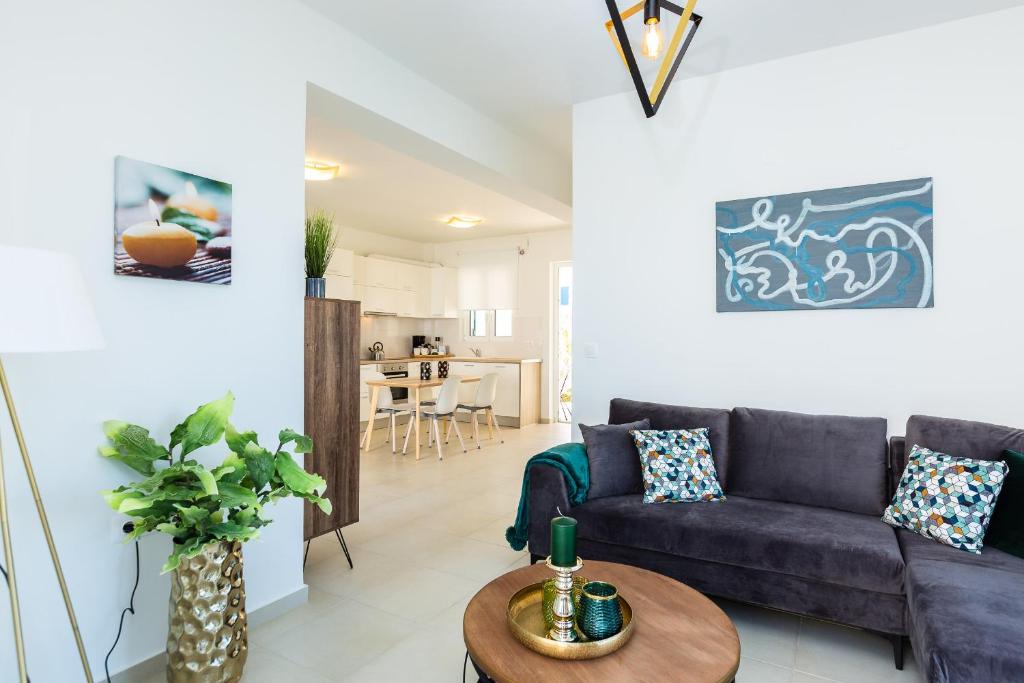 Posezení v ubytování Triton Sea View Villa