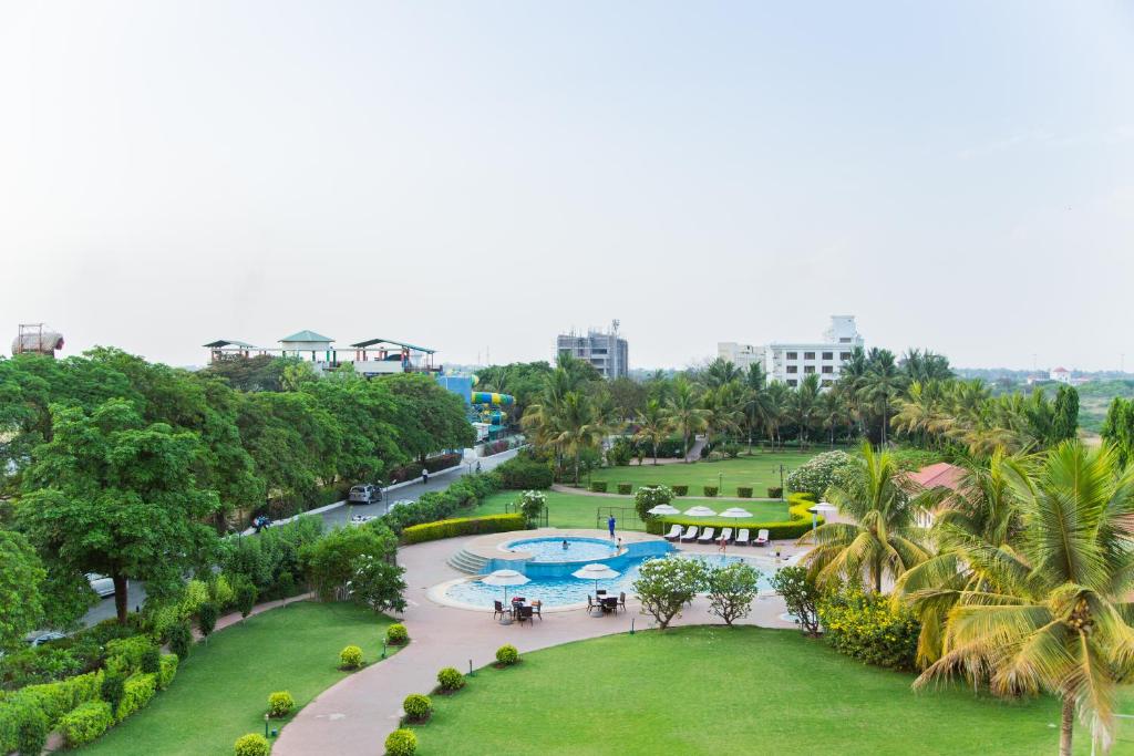 Bazén v ubytování Sun-n-Sand Suites, Shirdi nebo v jeho okolí