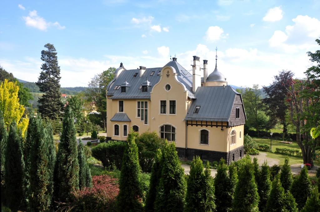 Zahrada ubytování Villa Elise Park Pension