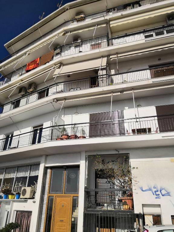 Balkón nebo terasa v ubytování Paradise Apartment in Peiraiki