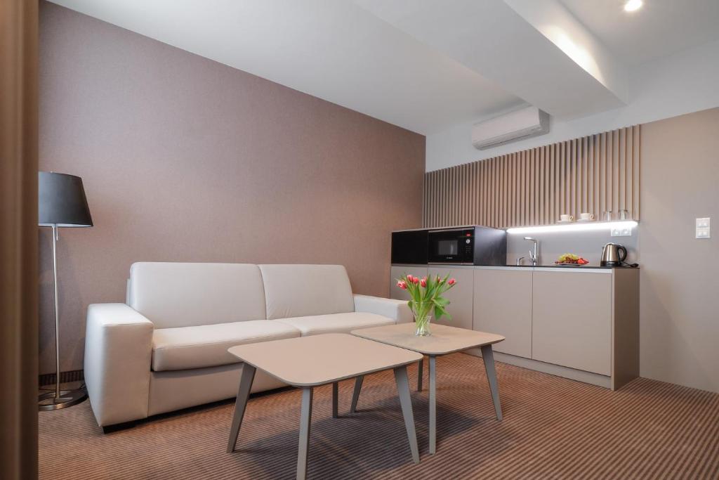 Kuchyňa alebo kuchynka v ubytovaní Hotel Karpatia