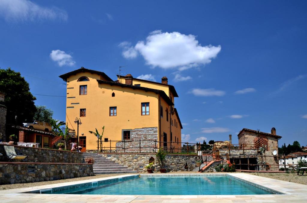 Bazén v ubytování Agriturismo Il Poderaccio nebo v jeho okolí