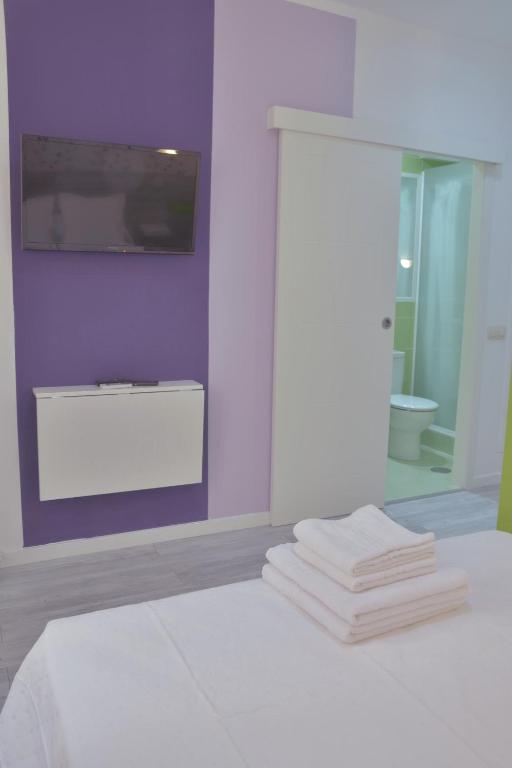 Una cama o camas en una habitación de Nersan