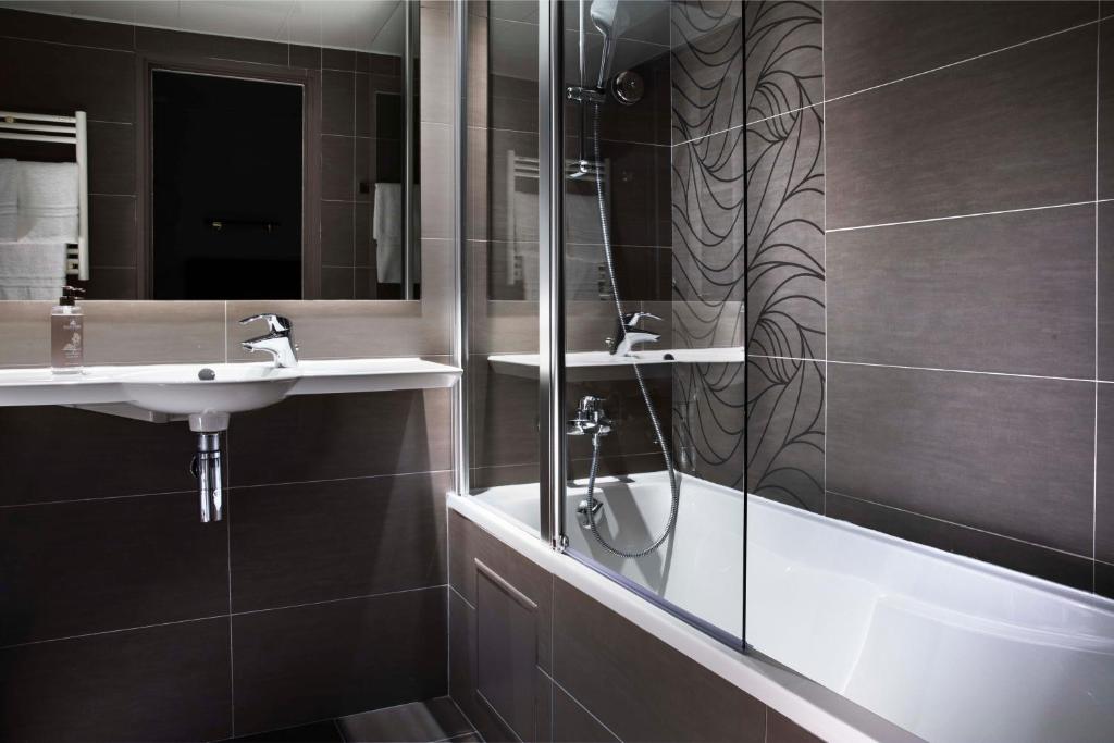 Hôtel Eiffel Saint Charles - Resim 17