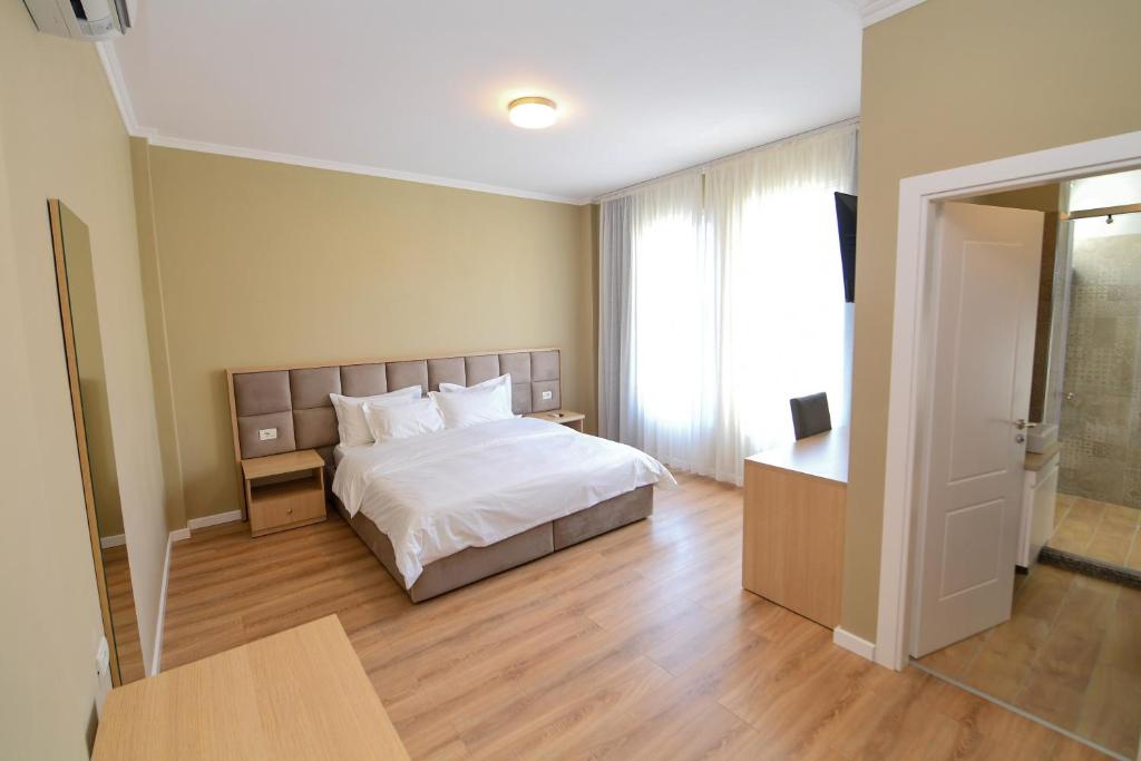 SANTO Hotel - Image 8