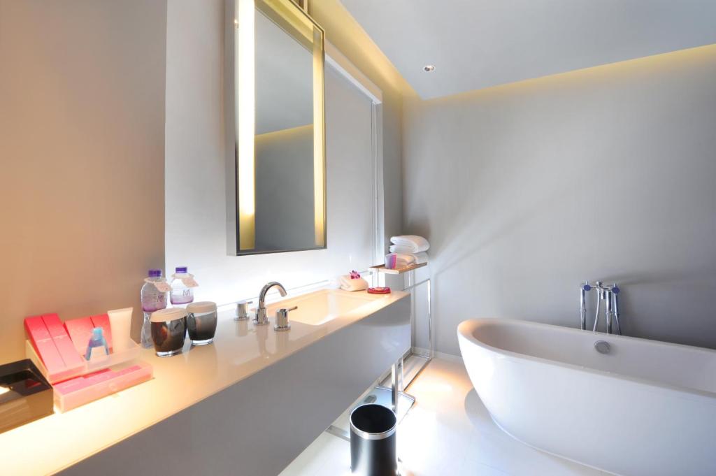 Mode Sathorn Hotel - SHA Extra Plus - Resim 45