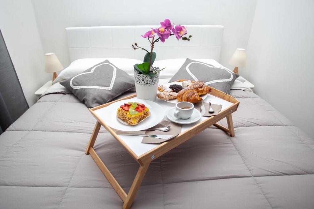 Jedlo v ubytovaní bed & breakfast alebo blízkom okolí