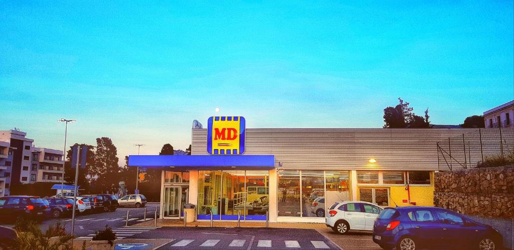 Budynek, w którym mieści się apartament