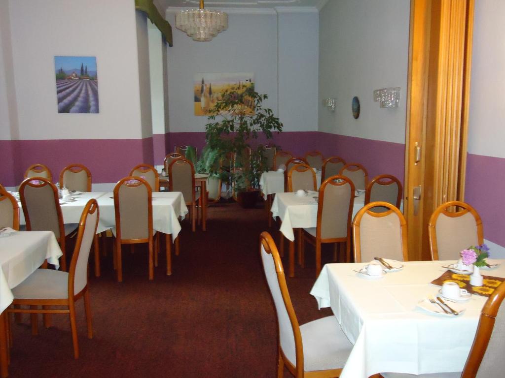 Restaurace v ubytování Hotel Graf Pückler