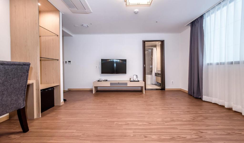 Hotel Shalom Jeju - Koreaans-Stijlkamer