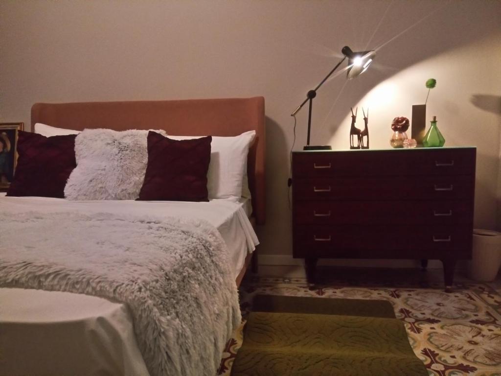 Squadron Base - Deluxe Double Room
