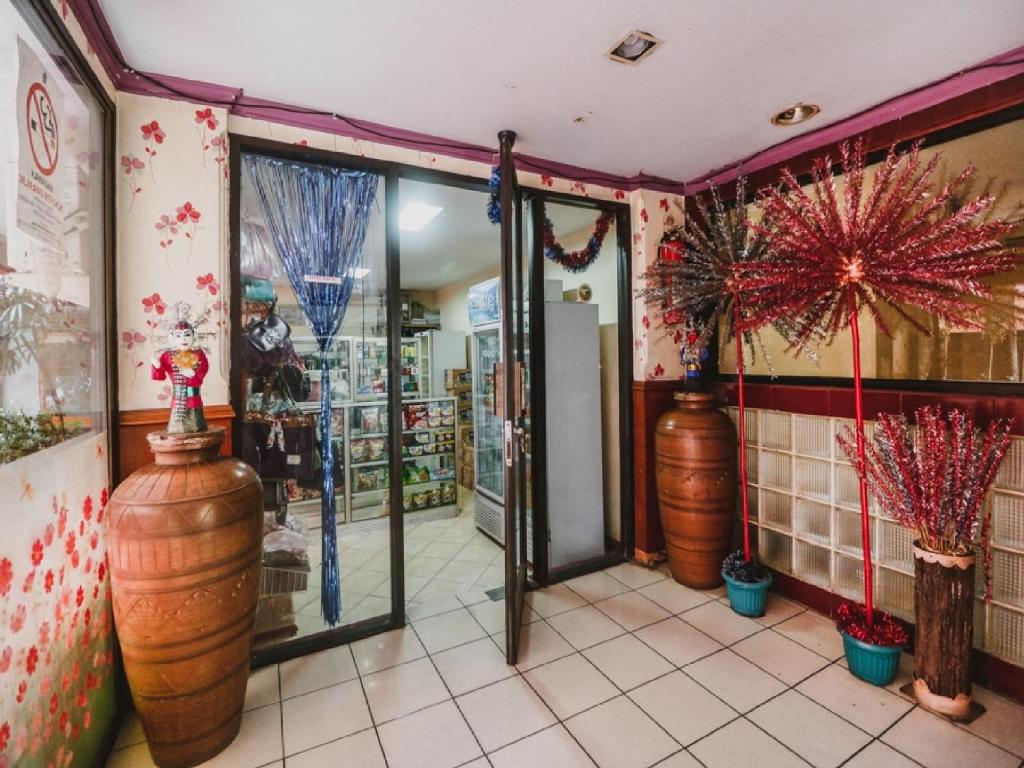 Fotografie z fotogalerie ubytování RedDoorz Plus near RSCM Jakarta v destinaci Jakarta